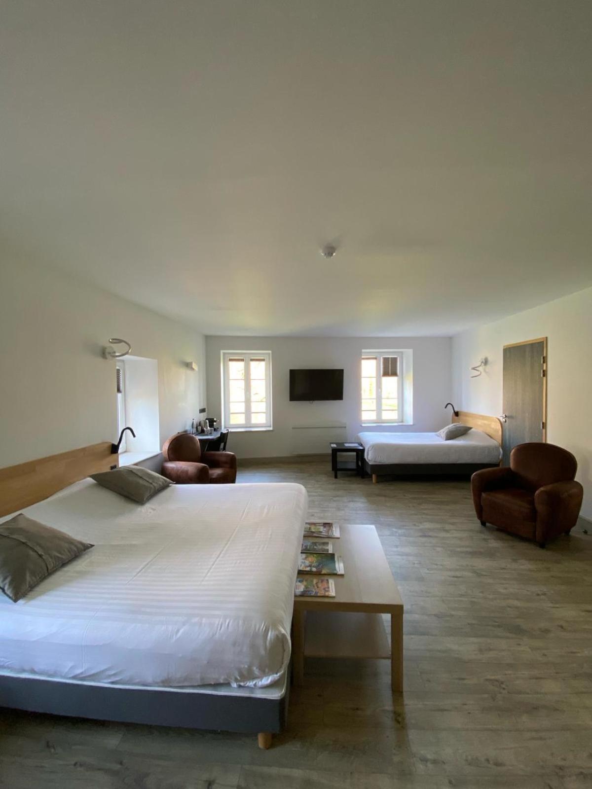 Lodge Hotel De Sommedieue Verdun エクステリア 写真