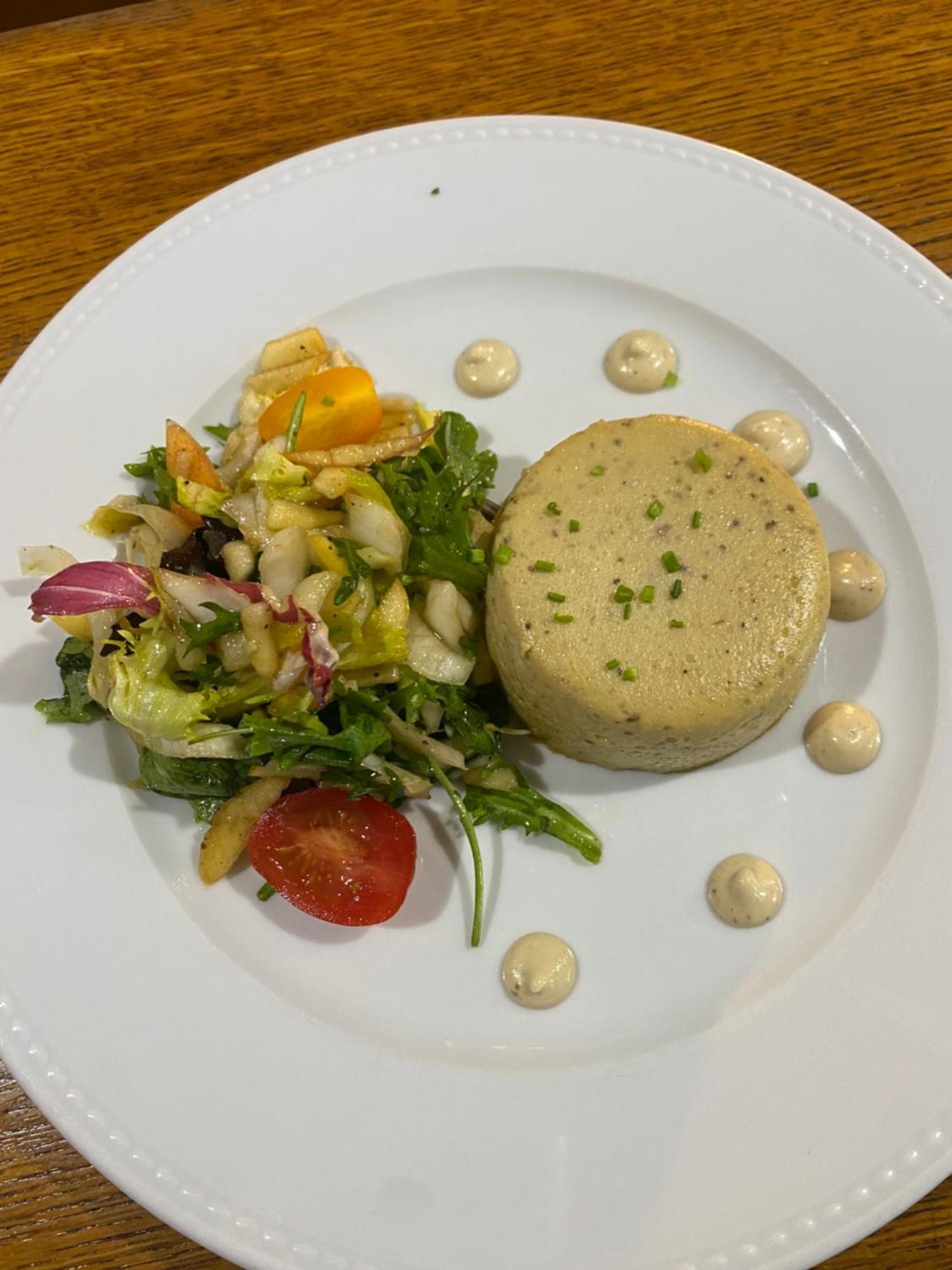Lodge Hotel De Sommedieue Verdun エクステリア 写真